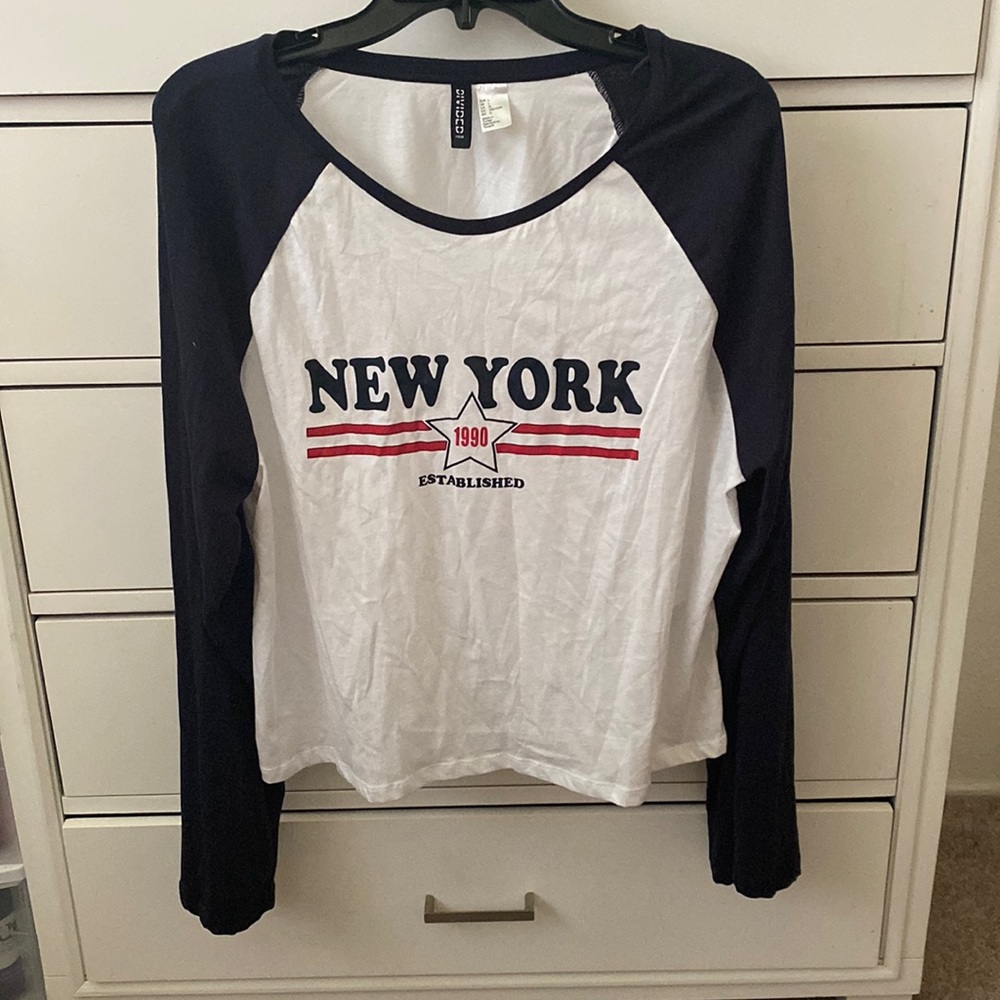 H & M New York Long Sleeve T Shirt